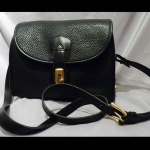Dooney & Bourke vintage black peppled leather bag